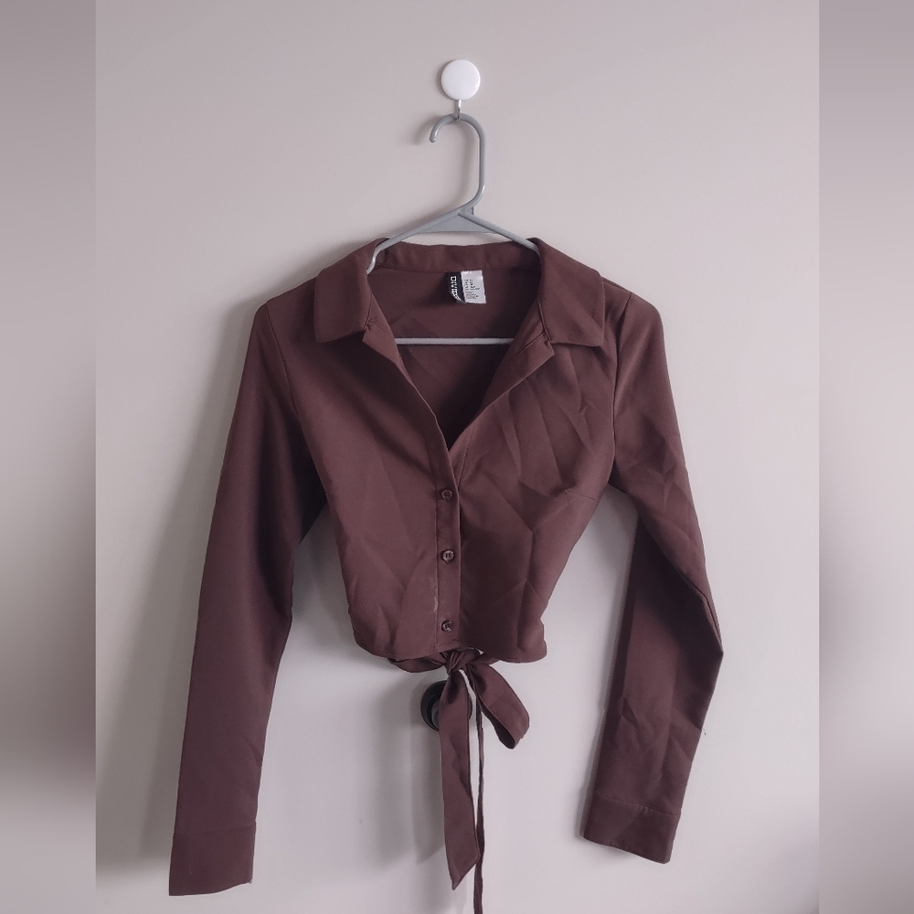 H&M Brown Long Sleeve Tie-back Top